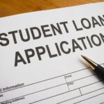 How Does Nelnet Manage Student Loans?